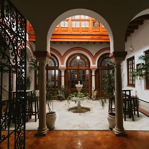 Komodo Casa Maravillas Seville