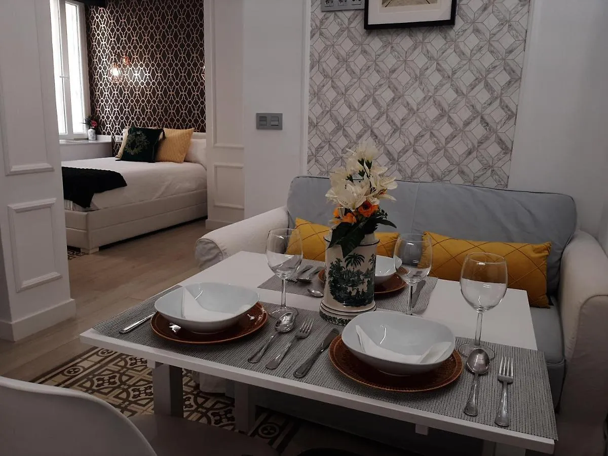 La Suite Del Conde Luxury Suites Seville Homestay