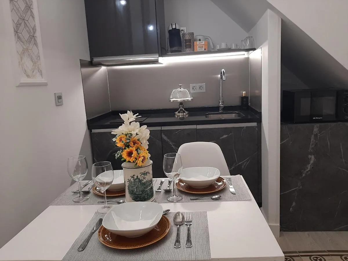 Homestay La Suite Del Conde Luxury Suites Seville