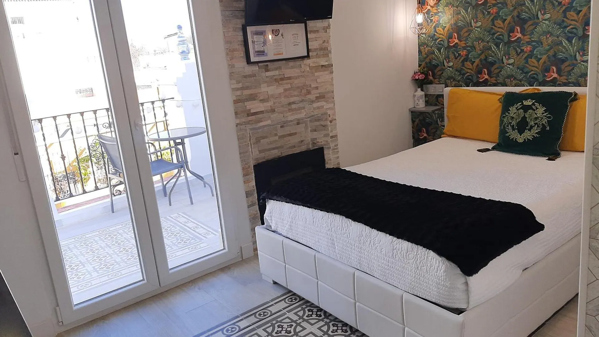 Homestay La Suite Del Conde Luxury Suites Seville Spain